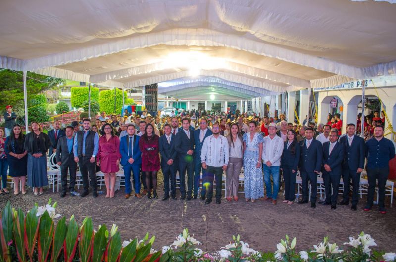 Presenta su Primer Informe de Gobierno ante la ciudadanía de San Simón de Guerrero